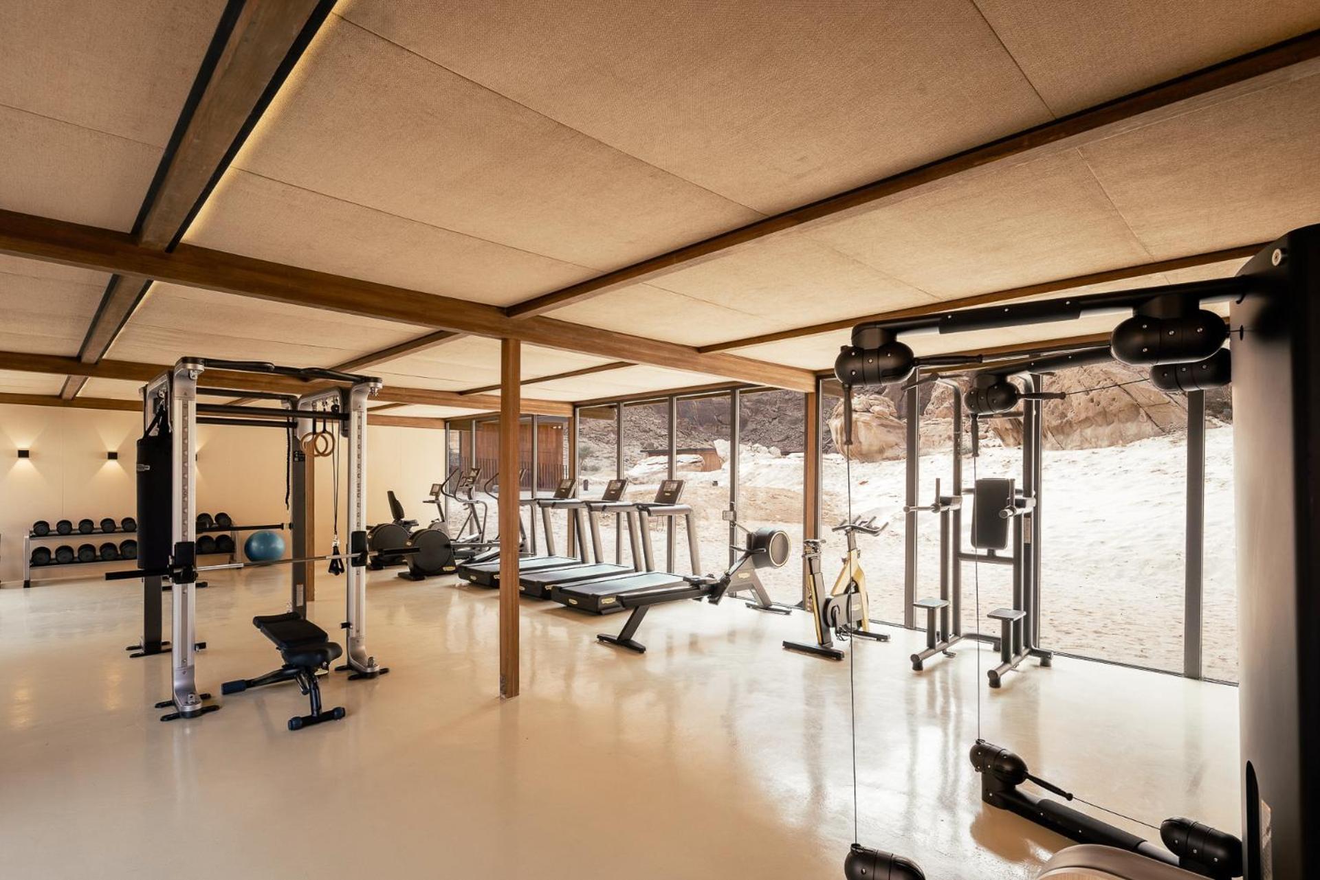 Hotel Our Habitas Alula Al-ʿUla Esterno foto The gym at the hotel